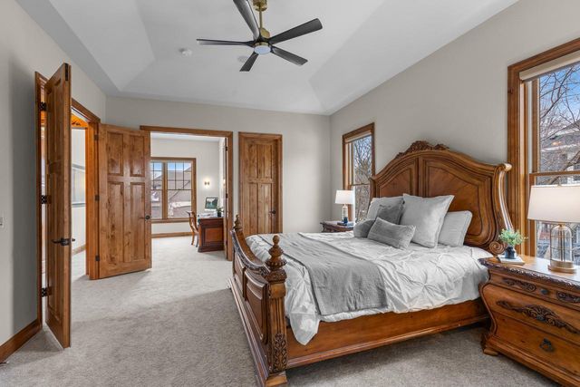 19043 Vogel Farm Trail, Eden Prairie, MN 55347