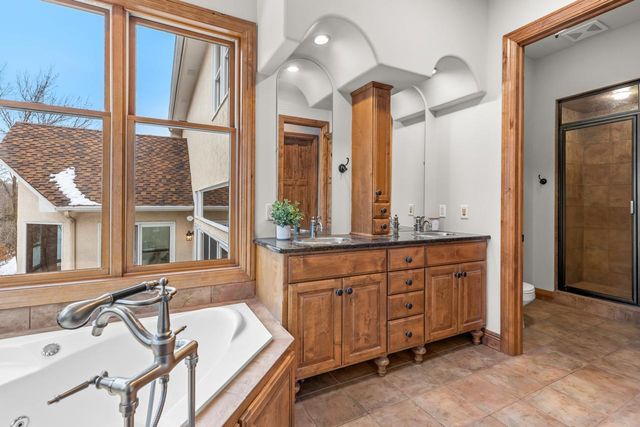 19043 Vogel Farm Trail, Eden Prairie, MN 55347