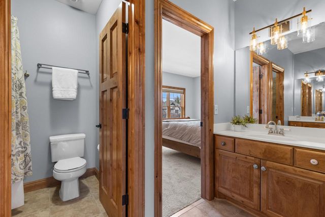 19043 Vogel Farm Trail, Eden Prairie, MN 55347