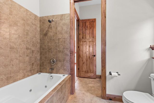 19043 Vogel Farm Trail, Eden Prairie, MN 55347