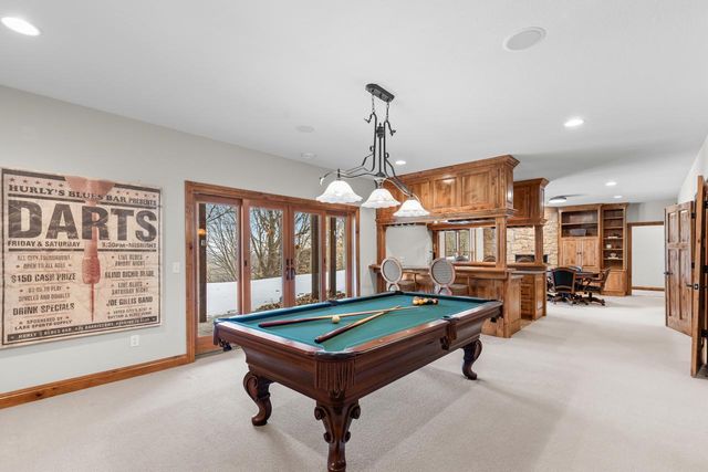 19043 Vogel Farm Trail, Eden Prairie, MN 55347