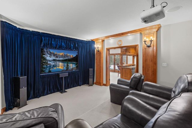 19043 Vogel Farm Trail, Eden Prairie, MN 55347