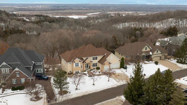 19043 Vogel Farm Trail, Eden Prairie, MN 55347
