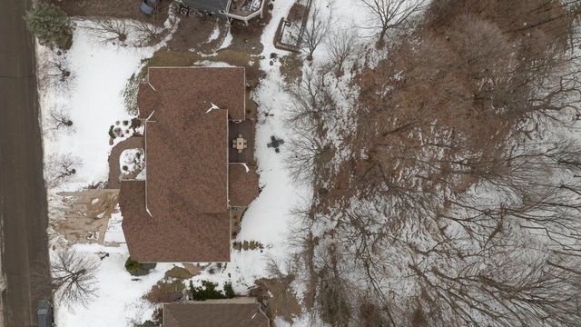 19043 Vogel Farm Trail, Eden Prairie, MN 55347