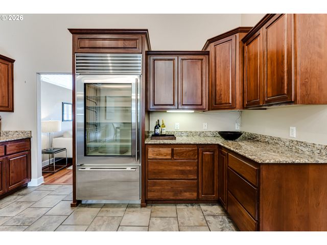 1237 SPYGLASS Ct, Creswell, OR 97426