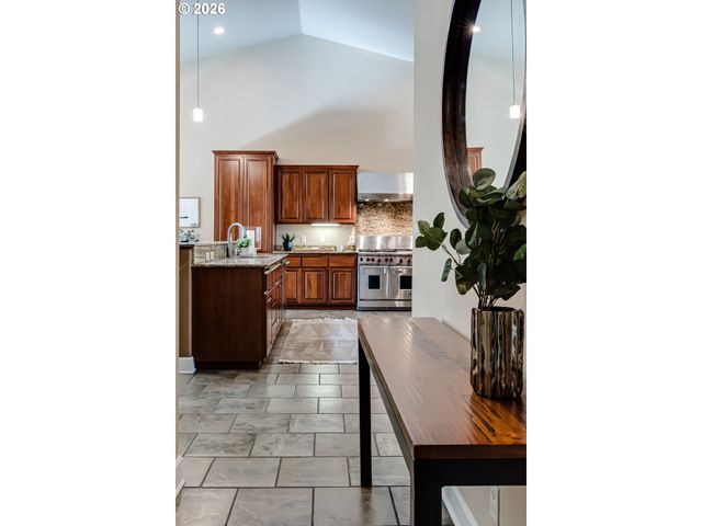 1237 SPYGLASS Ct, Creswell, OR 97426