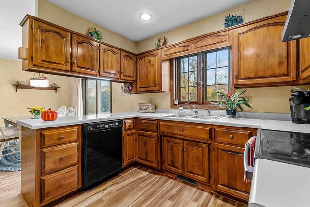 2768 INDEPENDENCE DRIVE, Green Bay, WI 54304