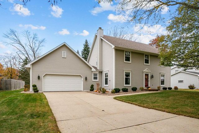2768 INDEPENDENCE DRIVE, Green Bay, WI 54304