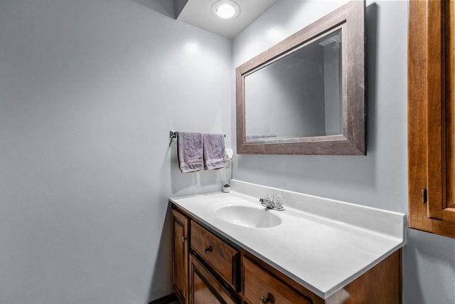 2768 INDEPENDENCE DRIVE, Green Bay, WI 54304