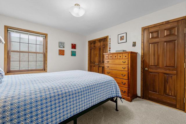 2768 INDEPENDENCE DRIVE, Green Bay, WI 54304