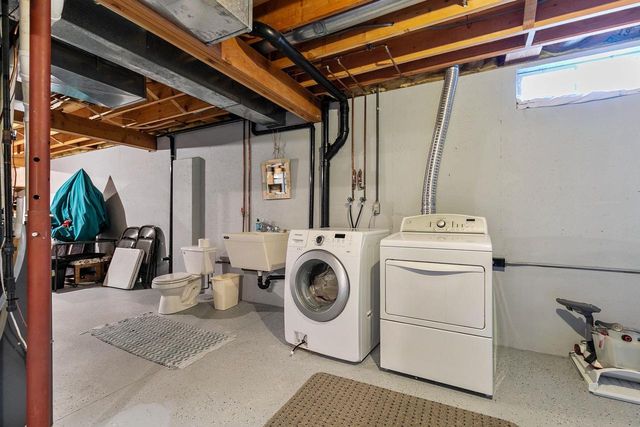 2768 INDEPENDENCE DRIVE, Green Bay, WI 54304