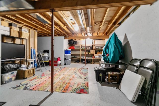 2768 INDEPENDENCE DRIVE, Green Bay, WI 54304