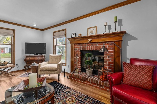 2768 INDEPENDENCE DRIVE, Green Bay, WI 54304