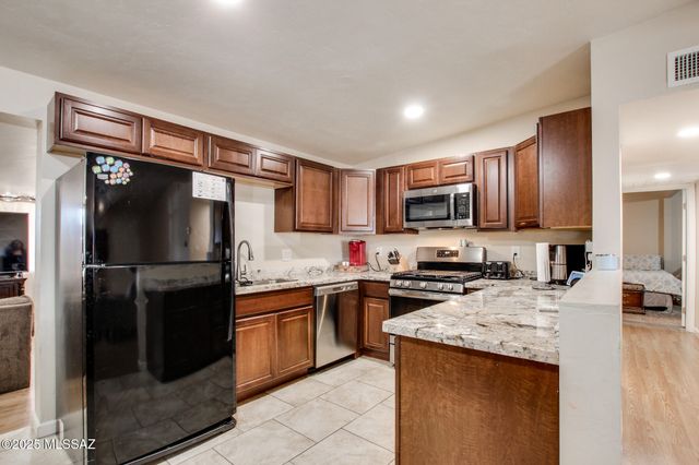 3644 E Helena Stravenue, Tucson, AZ 85706