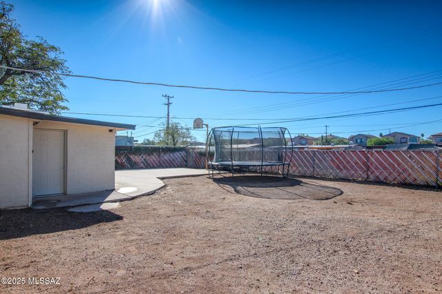3644 E Helena Stravenue, Tucson, AZ 85706