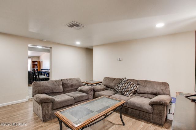 3644 E Helena Stravenue, Tucson, AZ 85706