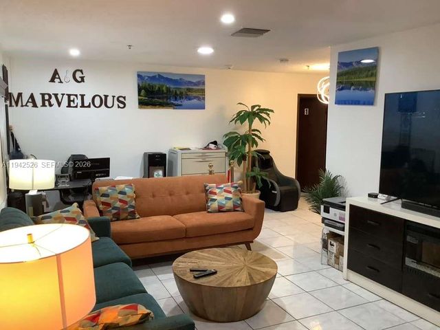 6706 Inwood, North Lauderdale, FL 33068