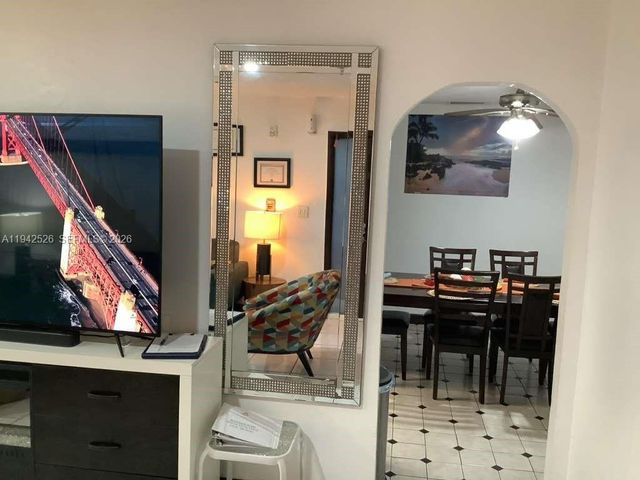 6706 Inwood, North Lauderdale, FL 33068