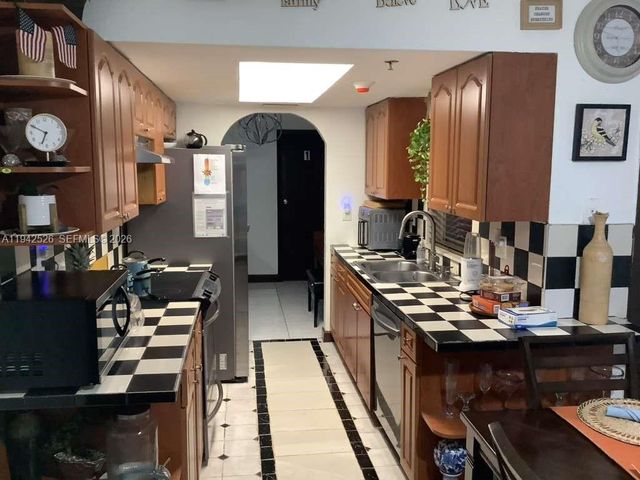 6706 Inwood, North Lauderdale, FL 33068