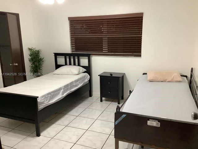 6706 Inwood, North Lauderdale, FL 33068