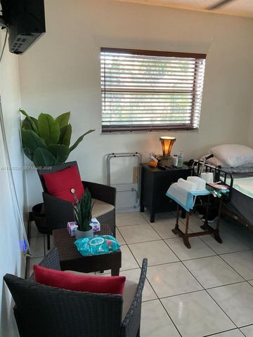 6706 Inwood, North Lauderdale, FL 33068