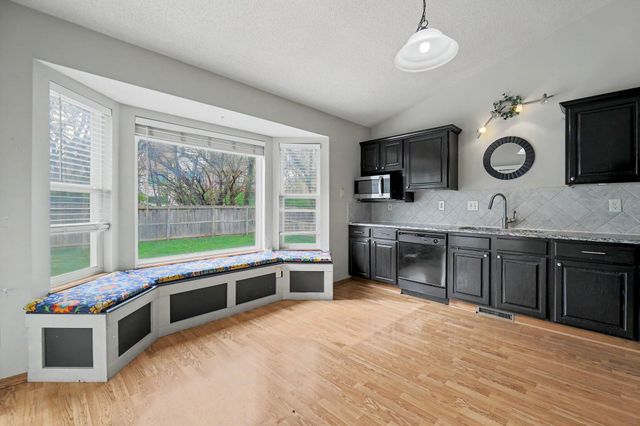 2315 N Brandon Cir, Wichita, KS 67226