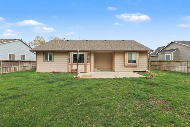 2315 N Brandon Cir, Wichita, KS 67226