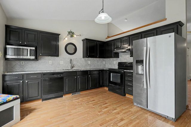 2315 N Brandon Cir, Wichita, KS 67226