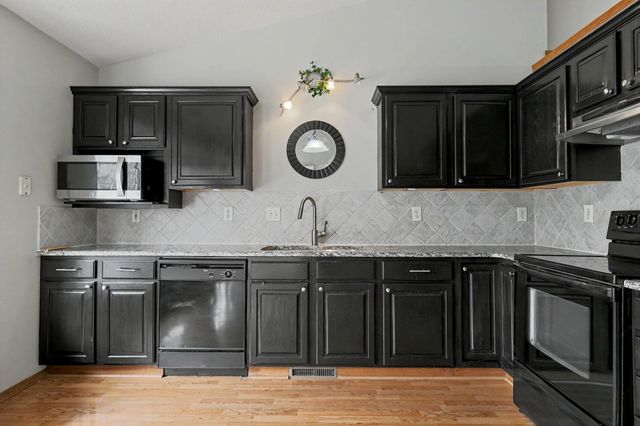 2315 N Brandon Cir, Wichita, KS 67226