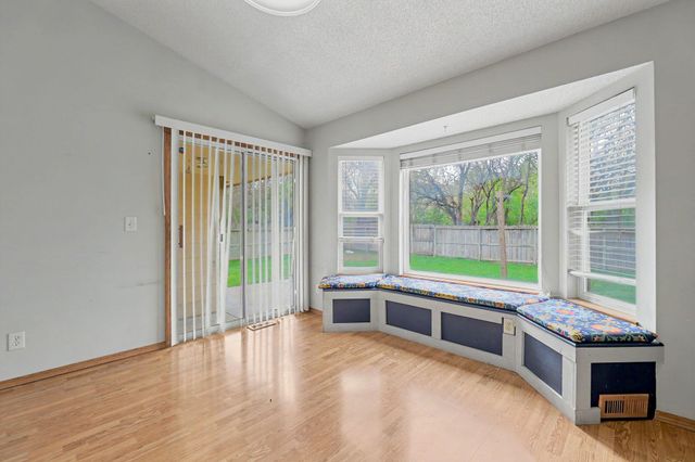 2315 N Brandon Cir, Wichita, KS 67226