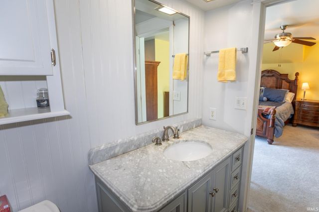 3321 Gregory Farm Village Drive, Rochester, IN 46975