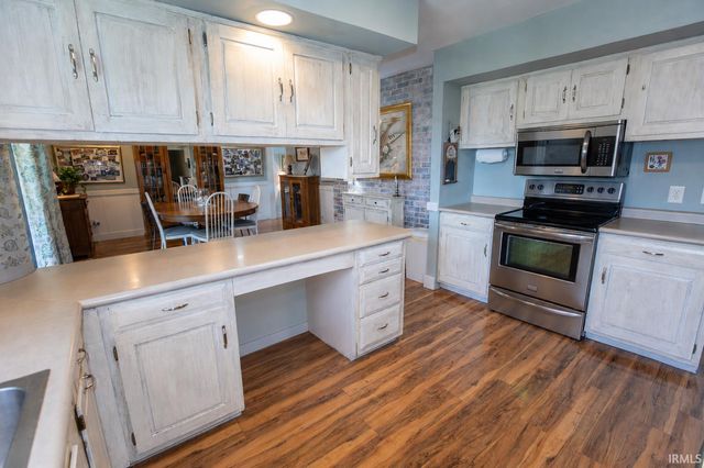 3321 Gregory Farm Village Drive, Rochester, IN 46975