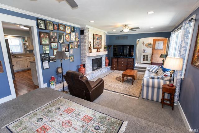 3321 Gregory Farm Village Drive, Rochester, IN 46975