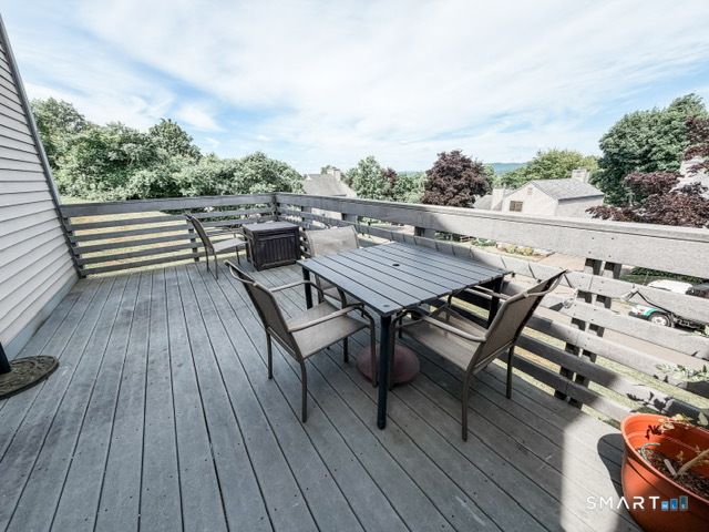 561 Pilgrim Harbor 561, Wallingford, CT 06492