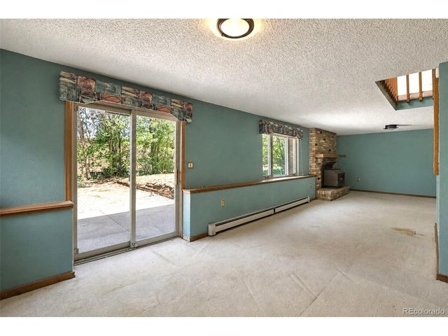 8611 W 71st Cir, Arvada, CO 80004
