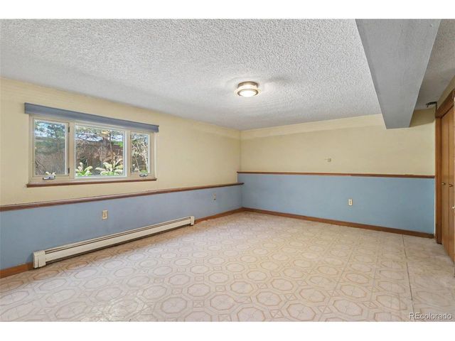 8611 W 71st Cir, Arvada, CO 80004