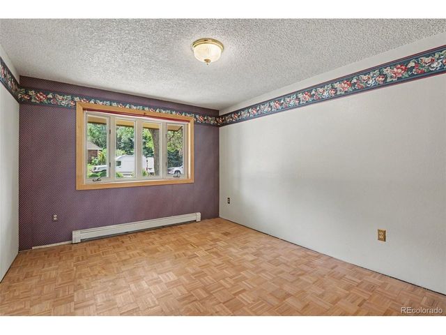 8611 W 71st Cir, Arvada, CO 80004