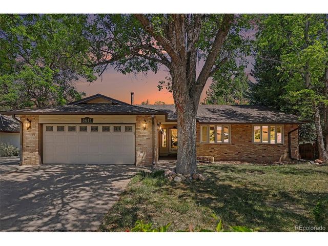 8611 W 71st Cir, Arvada, CO 80004