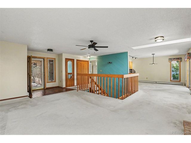 8611 W 71st Cir, Arvada, CO 80004