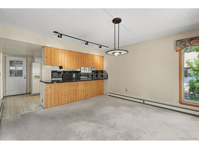 8611 W 71st Cir, Arvada, CO 80004