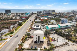 613 Gulf Shores Parkway, Gulf Shores, AL 36542