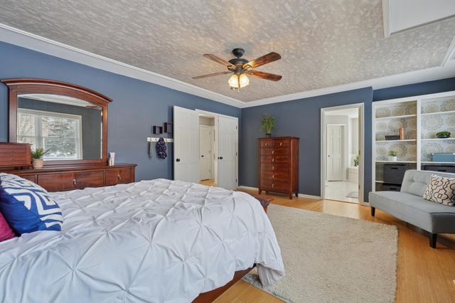 1024 Tamberwood Trail, Woodbury, MN 55125