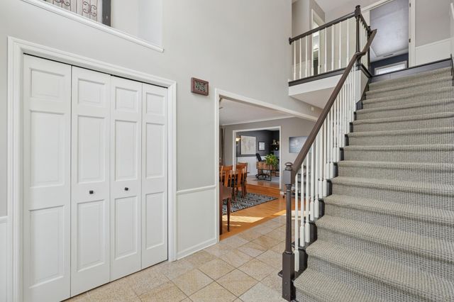 1024 Tamberwood Trail, Woodbury, MN 55125