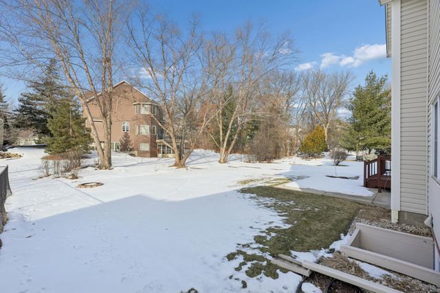 1024 Tamberwood Trail, Woodbury, MN 55125