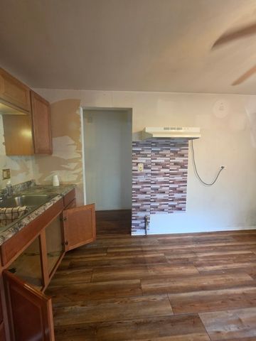 821 E 10th Place, Ford Heights, IL 60411
