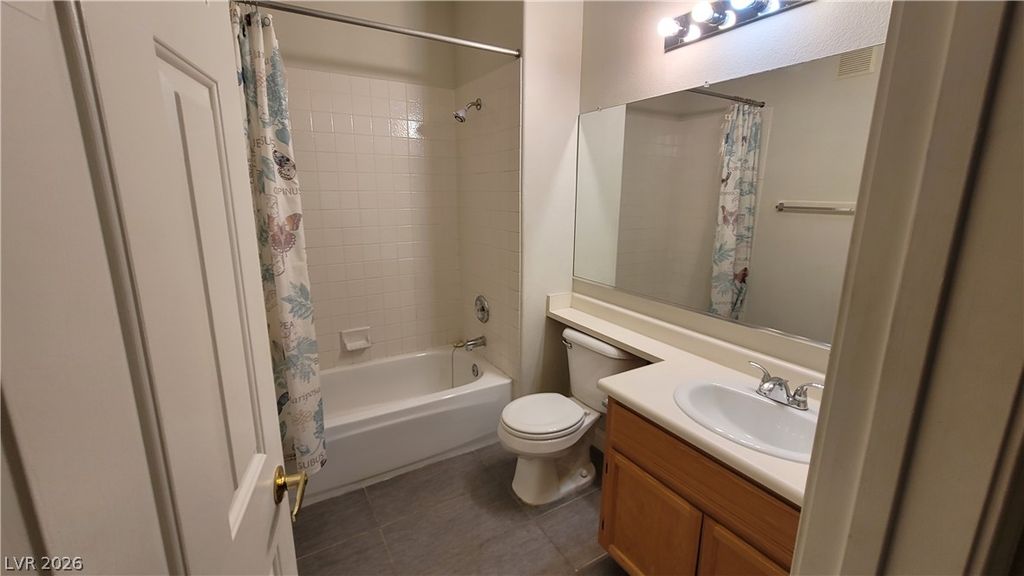 Image 6 of property listing at 3266 Mystic Ridge Court, Las Vegas, NV 89129