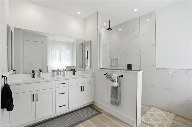 5216 SW 27th PL, Cape Coral, FL 33914