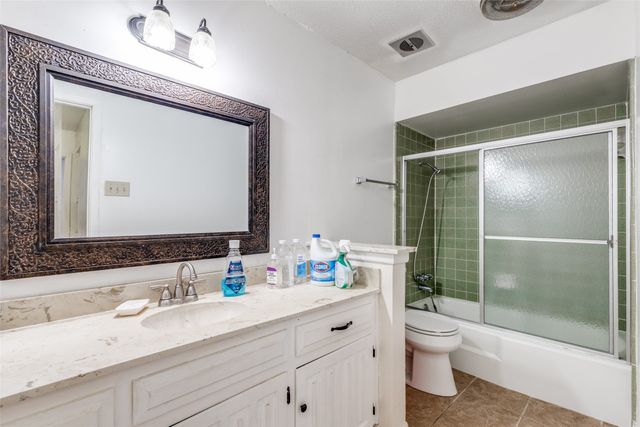 2605 Elk Grove Road, Carrollton, TX 75007