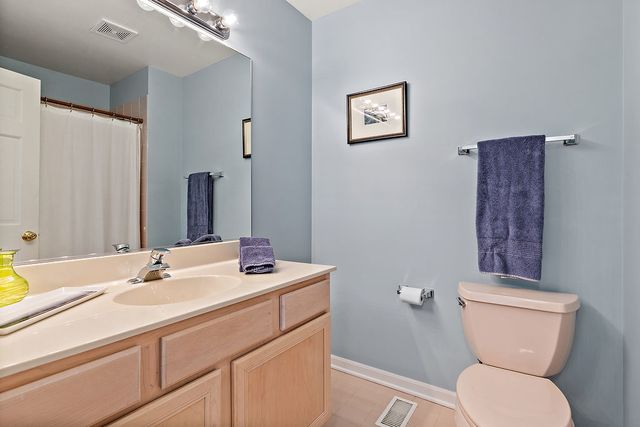 1605 PARK RIDGE Point, Park Ridge, IL 60068