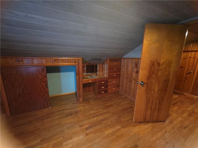 1106 Pacific Avenue, Osawatomie, KS 66064